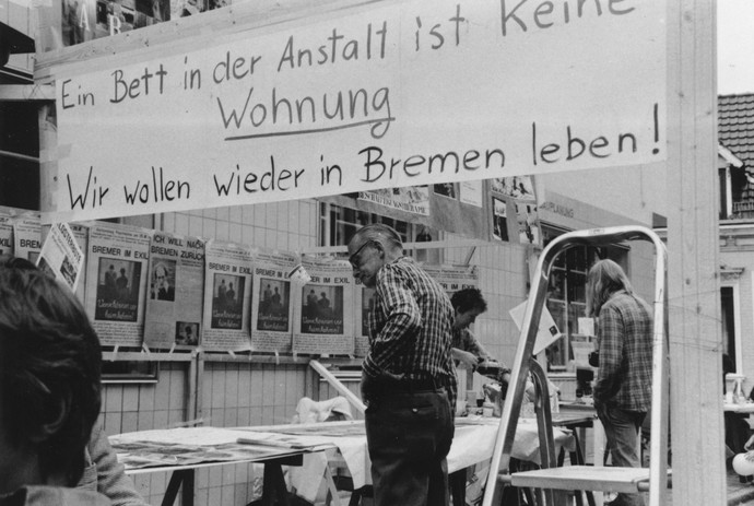 Aktionstag von Bewohnern der langzeitpsychiatrischen Klinik Kloster Blankenburg bei einem Stadtteilfest in Bremen. Foto: Krankenhaus-Museum Bremen