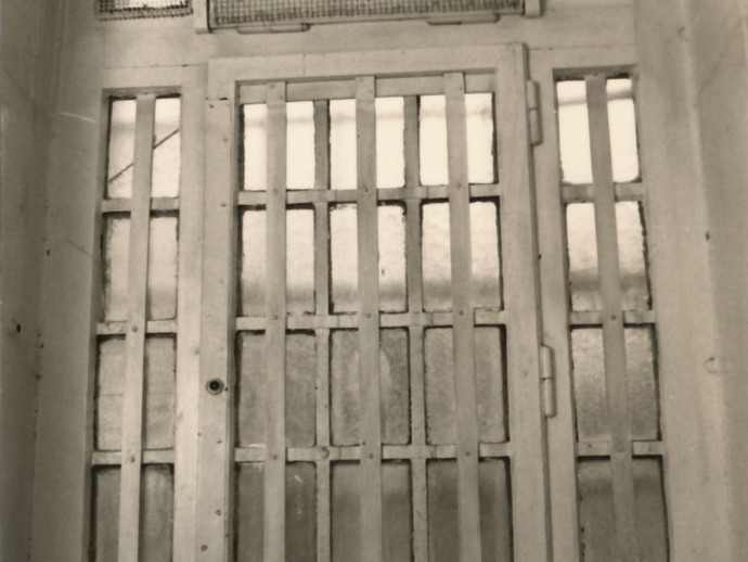 Eisenfenster Foto: Karl Klucken, 1970/71 (Archiv- und Dokumentationszentrum LWL-Klinik Warstein) (öffnet vergrößerte Bildansicht)